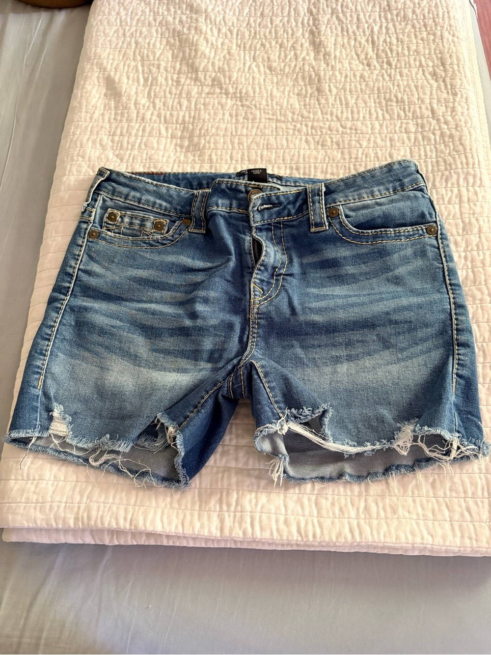 True Religion Jayde Fringe Hem Denim Jean Shorts Size 32